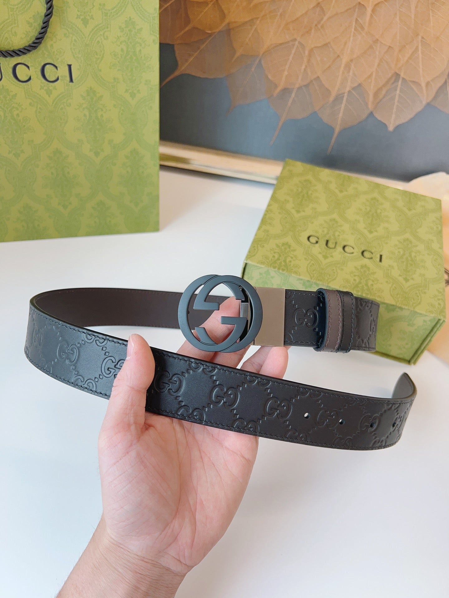 Gucci Supreme Belt Black Buckle 37mm Black Embossed Leather