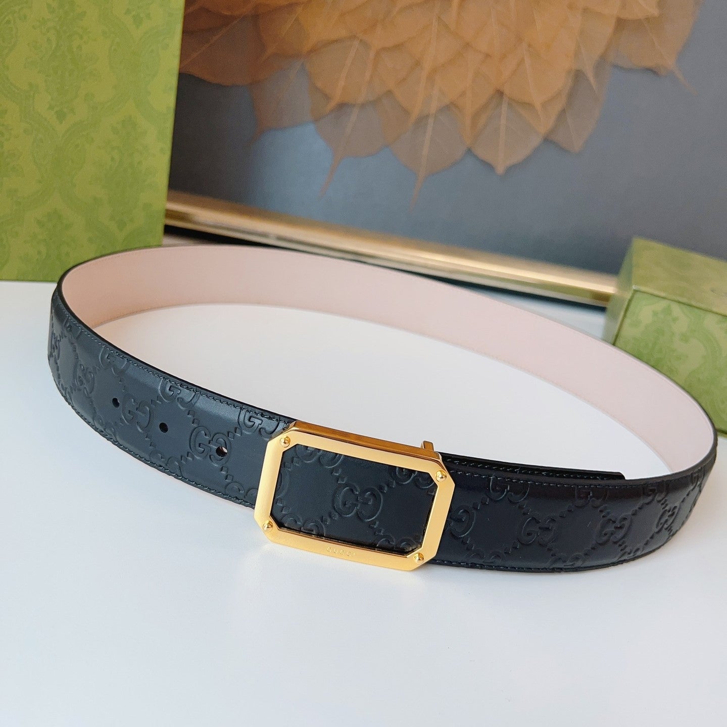 Gucci Signature Belt Gold Buckle 40mm Black Embossed Leather
