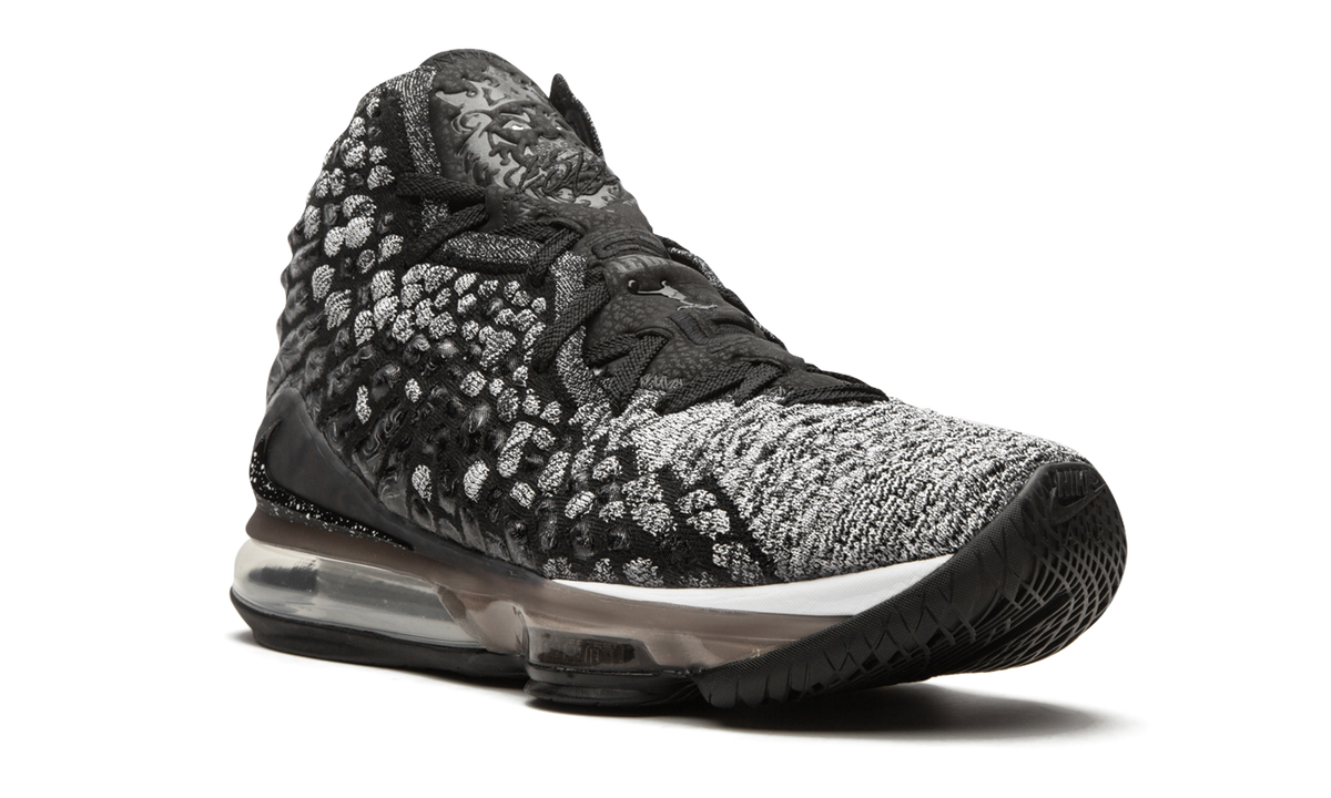 Lebron 17 "Black/White" BQ3177 002