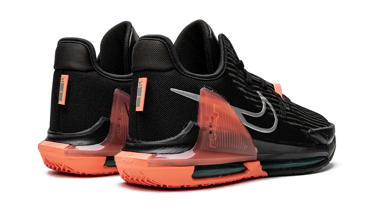 LeBron Witness VI "Black / Crimson Pulse" CZ4052 001
