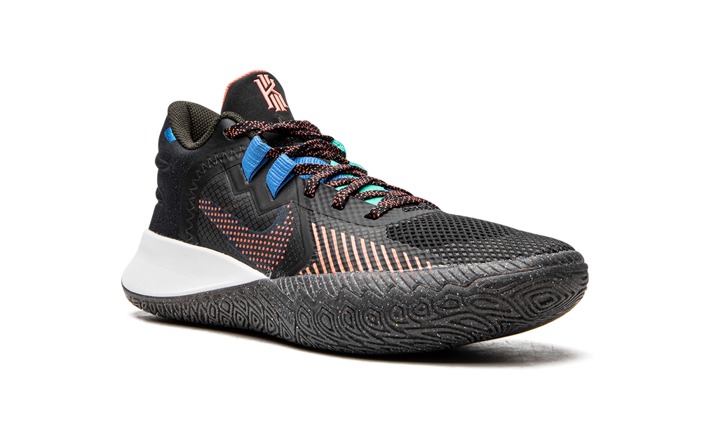 Kyrie Flytrap V CZ4100 001