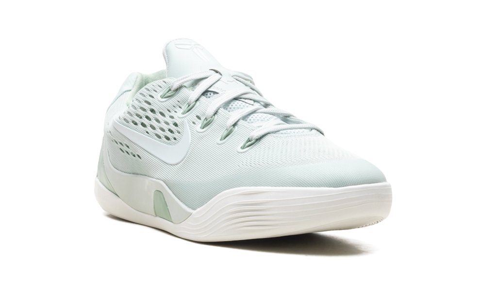 Kobe 9 EM Low GS "Light Silver Steam" IM6642 003