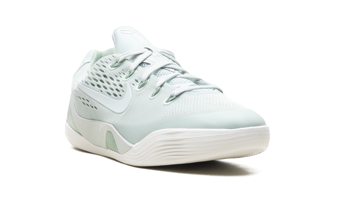 Kobe 9 EM Low GS "Light Silver Steam" IM6642 003
