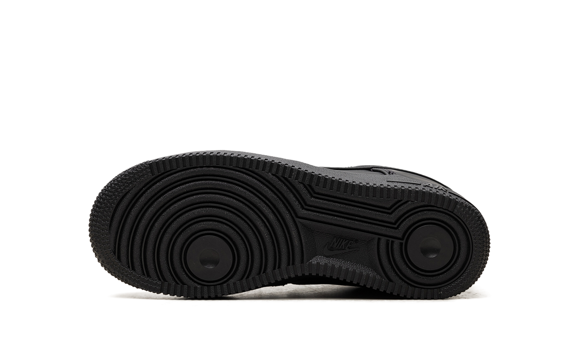 Air Force 1 Low Premium "Triple Black" IM3078 001