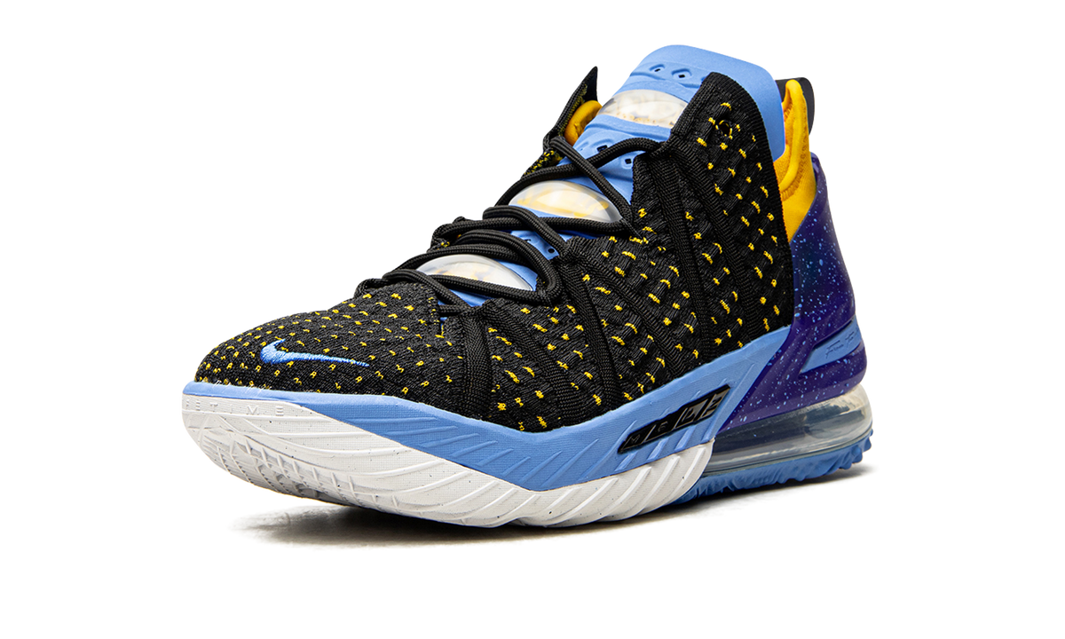 LeBron 18 "Dynasty - Minneapolis Lakers" CQ9283 006