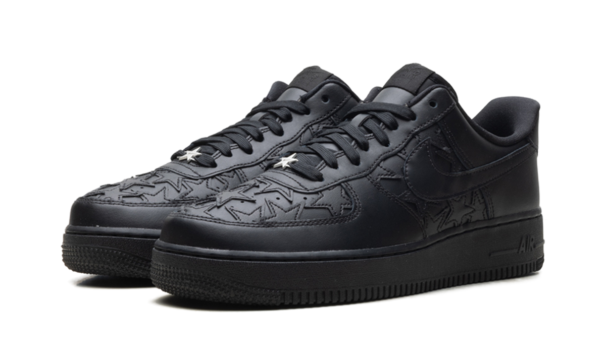 Air Force 1 Low LV8 "Triple Black Stars" IM5750 001