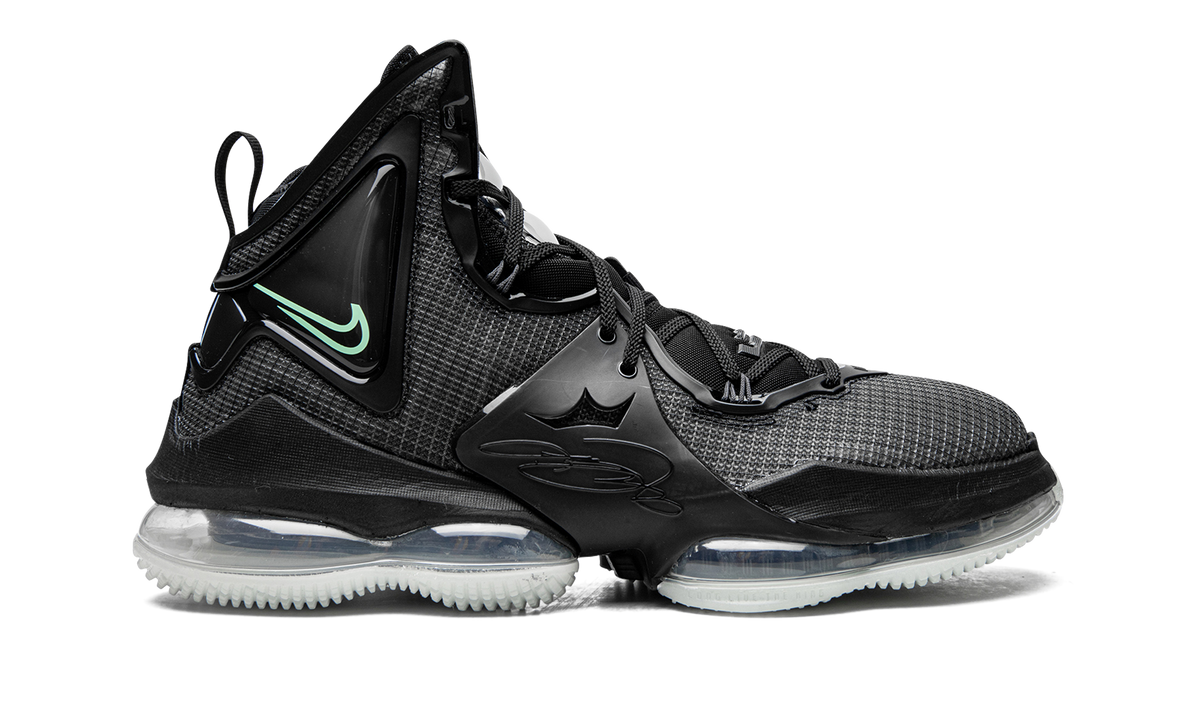 LeBron XIX "Green Glow" CZ0203 003