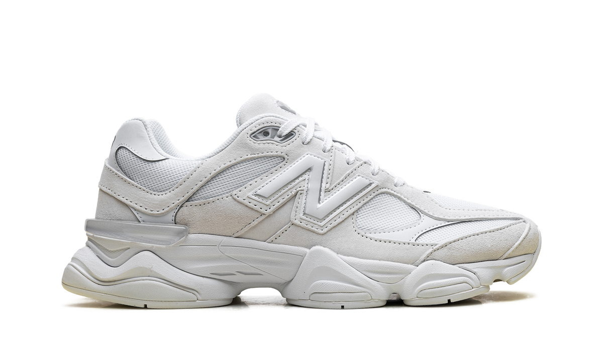 9060 "Reflection White" U906027Z