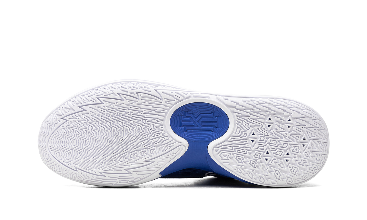 Kyrie Low 5 TB "Game Royal" DO9617 401